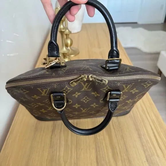 ✅AUTHENTIC✅LOUIS VUITTON ALMA PM - Picture 7 of 17